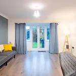 Morley Retreat Modern 3 Bed Tatil Evi Churwell