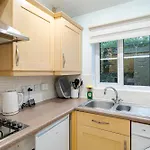 Morley Retreat Modern 3 Bed Ferienhaus Churwell