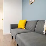Morley Retreat Modern 3 Bed * Churwell