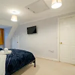 Morley Retreat Modern 3 Bed Ferienhaus