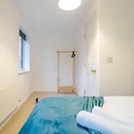Tatil Evi Morley Retreat Modern 3 Bed Churwell