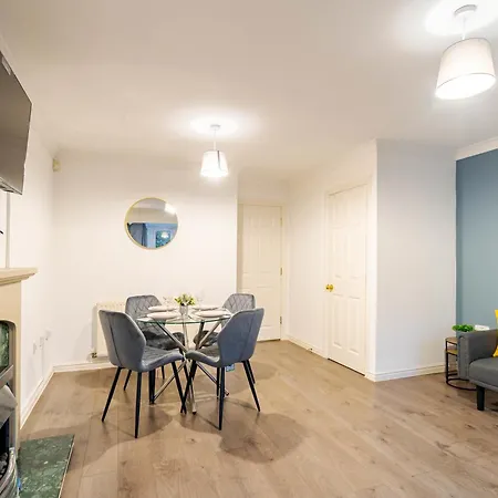 Morley Retreat Modern 3 Bed Дом отдыха Churwell