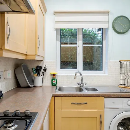 Morley Retreat Modern 3 Bed