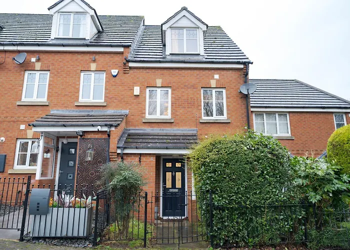 Morley Retreat Modern 3 Bed * Churwell