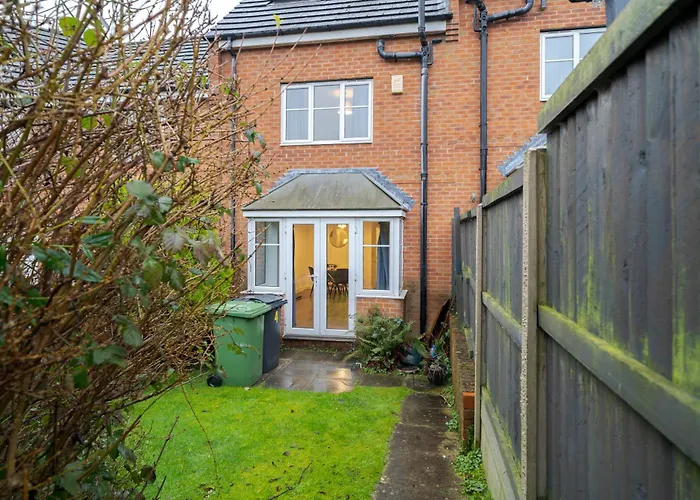 Morley Retreat Modern 3 Bed