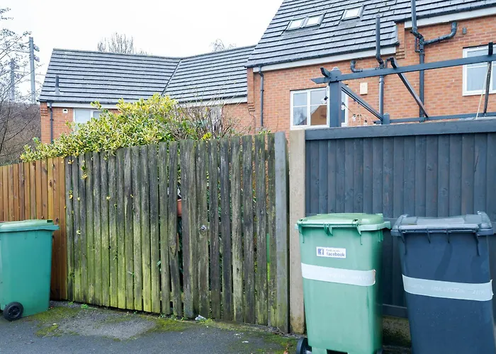 度假居 Morley Retreat Modern 3 Bed Churwell