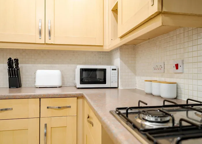 Morley Retreat Modern 3 Bed * Churwell