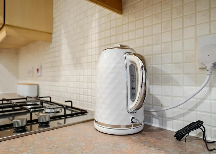 Morley Retreat Modern 3 Bed