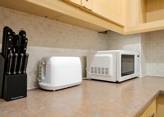 Morley Retreat Modern 3 Bed