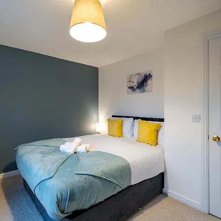 Holiday home Morley Retreat Modern 3 Bed Churwell
