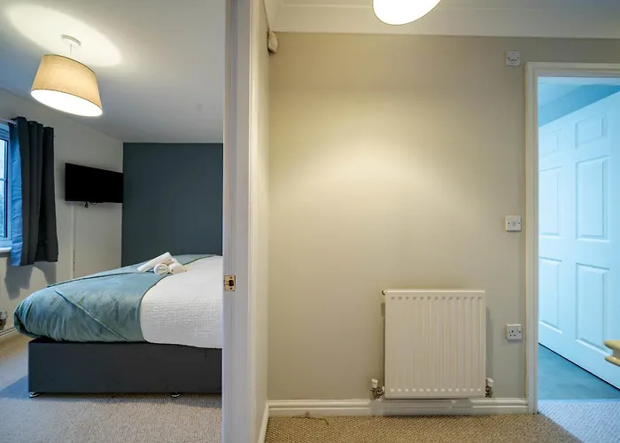 Будинок відпочинку Morley Retreat Modern 3 Bed Churwell