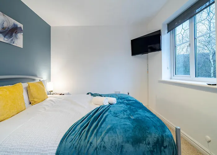 Morley Retreat Modern 3 Bed Будинок відпочинку Churwell